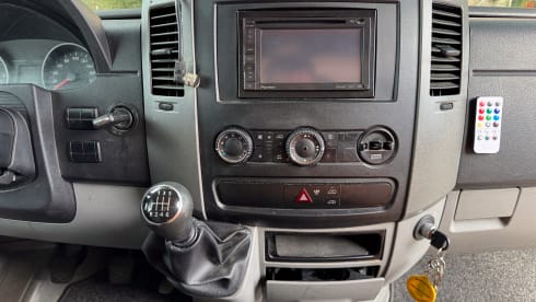 Luna, jouw compacte huis op wielen vol vrijheid! – 2p Volkswagen bus from 2013