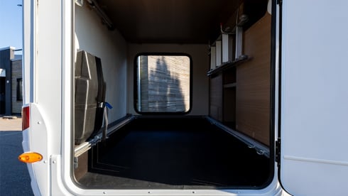 Carado T448 (2) – Very luxurious camper with length beds and fully equipped. Ultimate Freedom!