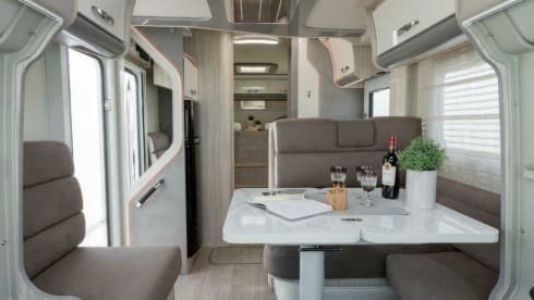 Dream on wheels – ELNAGH T LOFT 530 Happy Camper