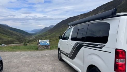 Blighty – New Pop Top Campervan 4 Berth