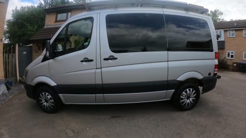 Boohoo Aloha – 2 berth Mercedes-Benz campervan from 2015