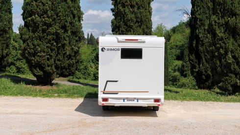 6 berth Rimor Sarus 5