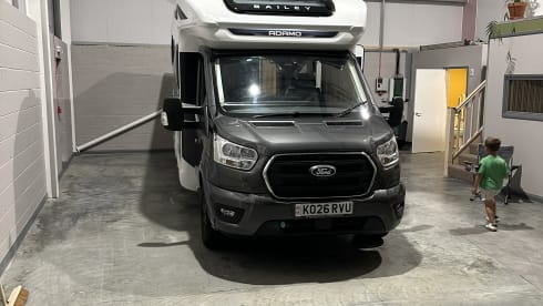 oakleigh – 4 berth Bailey semi-integrated from 2026
