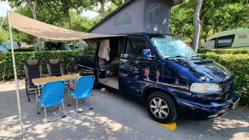 Carloz – * VW California Westfalia - Full option Campervan *