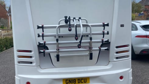 Bailey semi-integrato a 4 posti letto del 2018