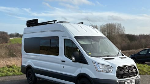 Yeti – 4 berth 2017 Ford Transit Mk8 Off Grid Camper Van