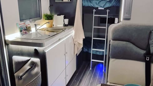 New modern fully equipped camper. 