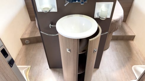 5p Challenger semi-integrated from 2018