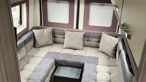 Abbey – Luxury 2 berth Motorhome