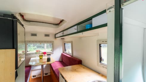 Woody – Classic Citroen HY 1976 bus camper