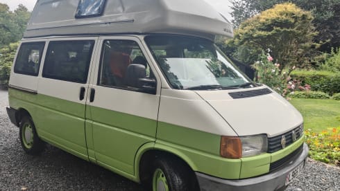 Daisy – 4 berth Volkswagen T4 California westfalia 1993