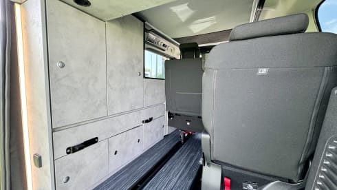 TRAVEL A-CROSS – City Van Cross Camp Flex