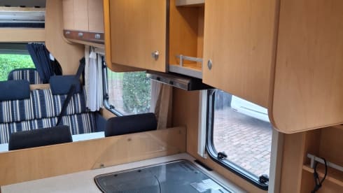 6p Dethleffs alcove from 2009