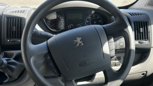 Billy – 2 berth Peugeot campervan from 2009