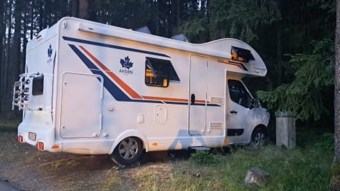 LUNI – LUNI - self-sufficient and mobile with up to 6 people