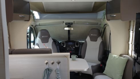 Coast Roller  – 4p Chausson semi-integrated uit 2016