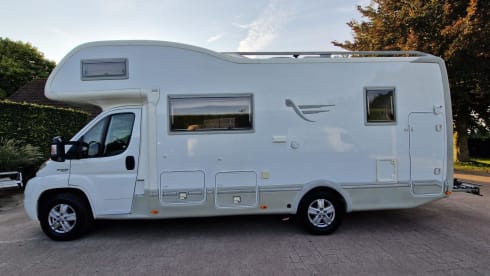 La bella vita – Luxury 6 person Arca Camper