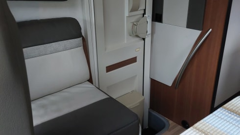 Mopsie – 4p LMC semi-integrated uit 2014