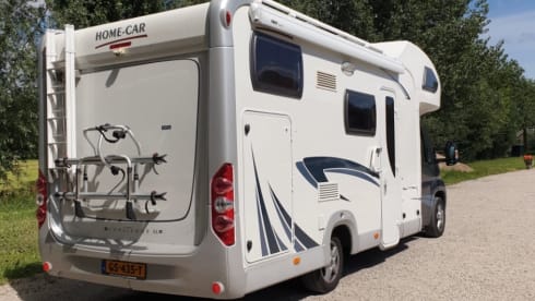 Homecar2 – Complete HomeCar2 gezinscamper met motorairco en zonnepaneel