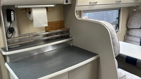 5 berth Ace Adventurer 635EK