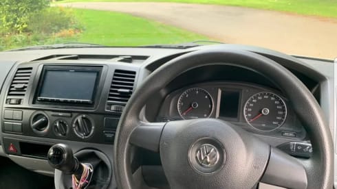 S88 – VW T5.1 Camper LANGE WHEEL BASE - Sitzplätze 5 Schlafplätze 4 (10 Schlafplätze inkl. Markise)