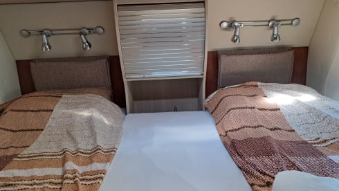 Burstner Nexxo, very spacious and very complete
