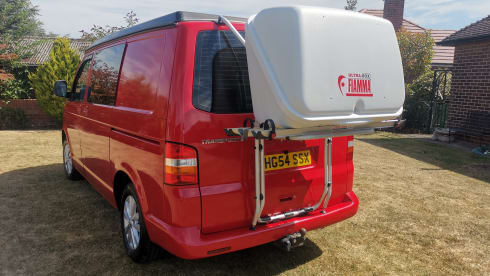 Steve – Camper Volkswagen a 4 posti letto del 2004
