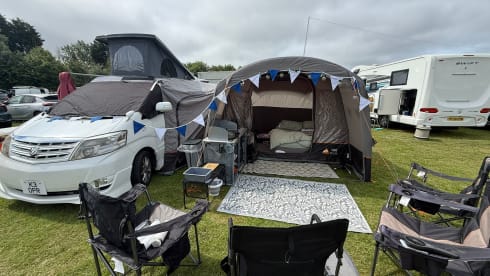 Austin – Toyota Alphard campervan met 2/3/4 slaapplaatsen, vanaf bouwjaar 2017.