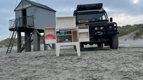 Dora – 5p Land Rover rooftop from 2000
