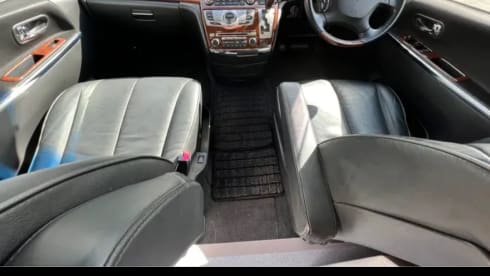 Jim – Nissan campervan met 4 slaapplaatsen uit 2009