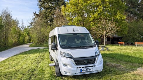 Gigi – Camper Van Motorhome Koblenz