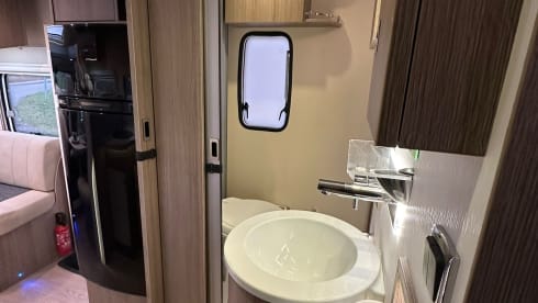 5 person camper| Roller team | Full extras | XL Garage