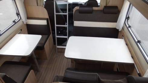 Sunlight  – 6 berth Fiat alcove from 2017