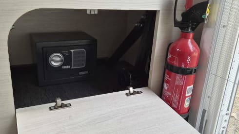 4p Chausson halbintegriert ab 2019