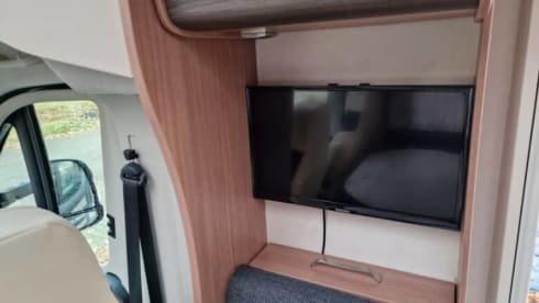 2p Knaus semi-integrated from 2015