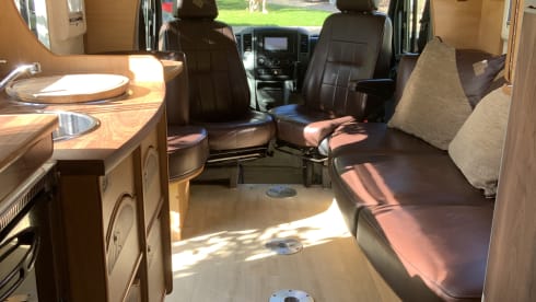Sadie – 2 berth Mercedes-Benz integrated from 2010