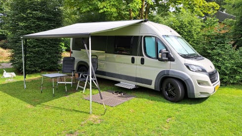 Bestie de Boxer – Compact, self-sufficient, sturdy camper van