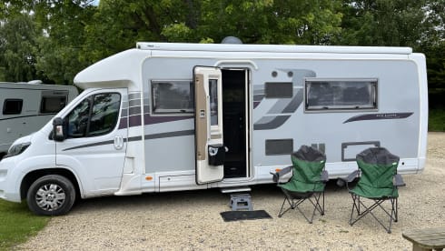 The Breeze – Comfortable, spacious and well equipped motorhome.