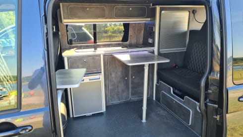 baloo – Baloo- T6  Highline SWB Transporter fully loaded Adventure ready