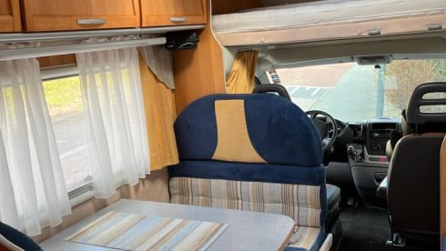 4p McLouis alcove with bunk bed
