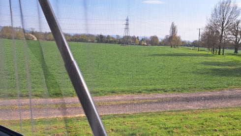 Riley – 🚐 Cozy 4-Berth VW Camper