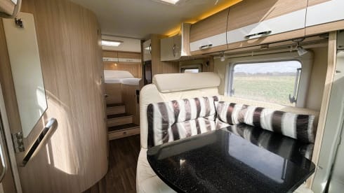 Fijne Bürstner voor 2 personen