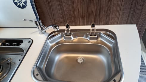 4p Benimar semi-integrated from 2018