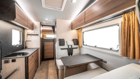 6 berth Rimor Sarus 5
