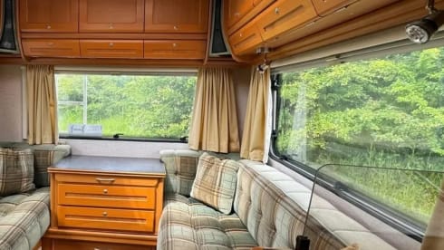 Lulu – 6 Berth Bessacarr 795