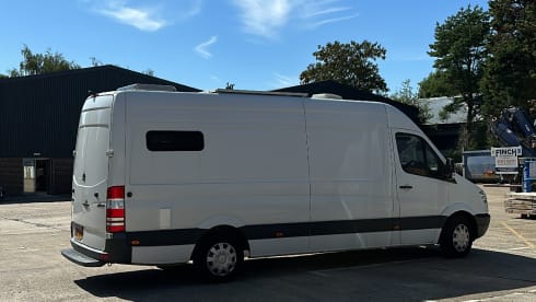 Lil Jem – *OFF GRID* Tiny Home -2 berth Mercedes Sprinter