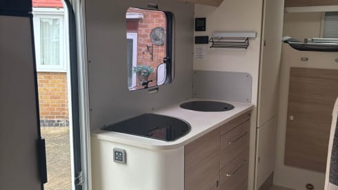 Shorter way  – 6-persoons Rimor alkoof uit 2023