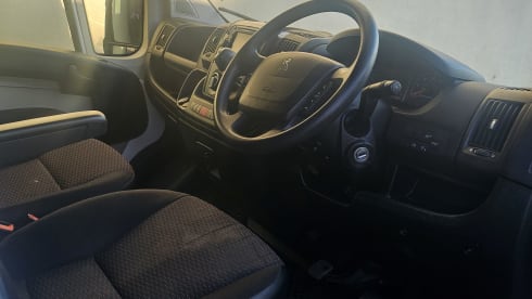 Carmella – 3 berth Peugeot boxer from 2015