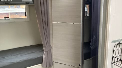 Droom op wielen! – Luxury family camper with very large living space
