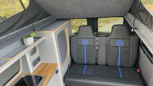 Pearl – VW T6 DSG Auto 4Birth Campervan, INSURANCE INC IN PRICE! *inc Night Heater